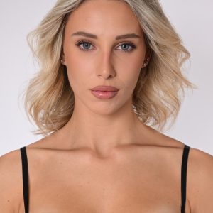 Nicole G