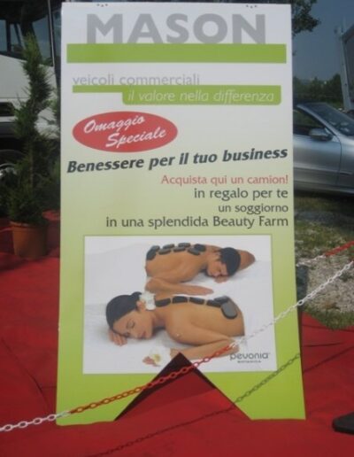 Hostess - Fiera Mason