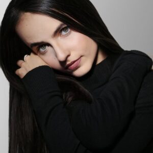 Ylenia R